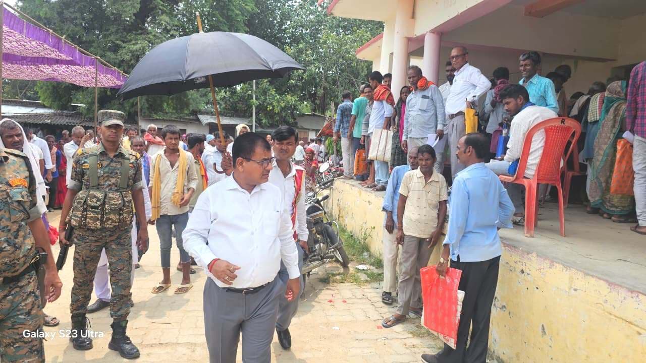 आवेदनों का समय पर करें निबटारा, ताकि न लगाना पड़े चक्कर