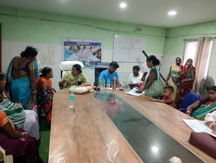 सारवां में 130 महिलाओं हुई एएनसी जांच