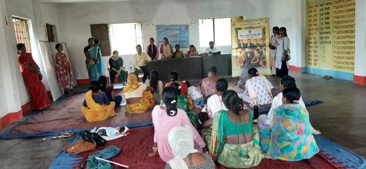 ओके :::::::: गागी पंचायत में विधिक सेवा आपके द्वार न्याय जागरूकता कार्यक्रम