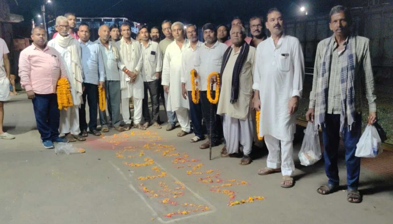 हावड़ा-राजेंद्र नगर एक्सप्रेस ट्रेन का मननपुर स्टेशन पर ठहराव हुआ शुरु