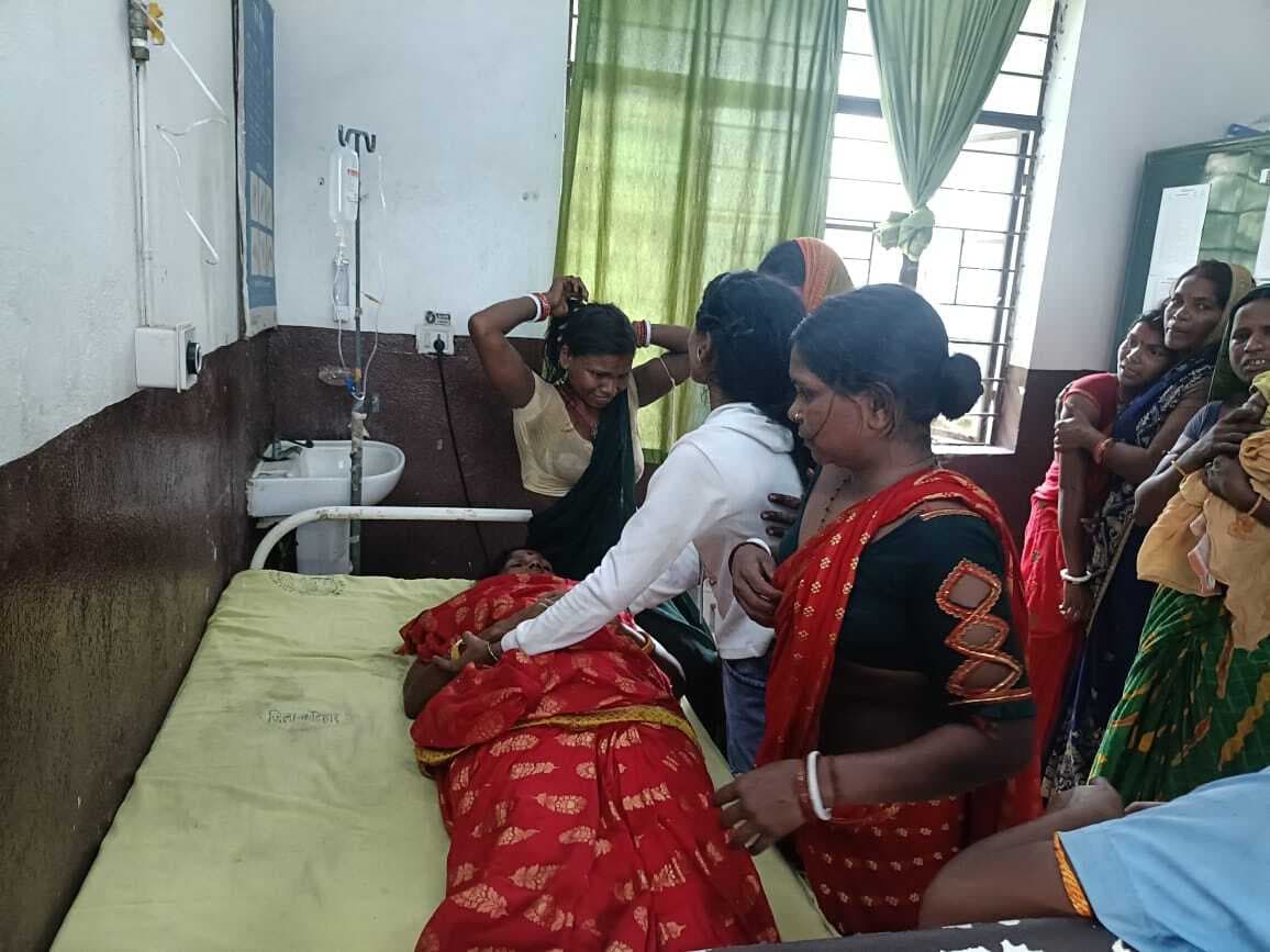 एनएच-31 पर हादसा, बाइक से गिरकर महिला की मौत