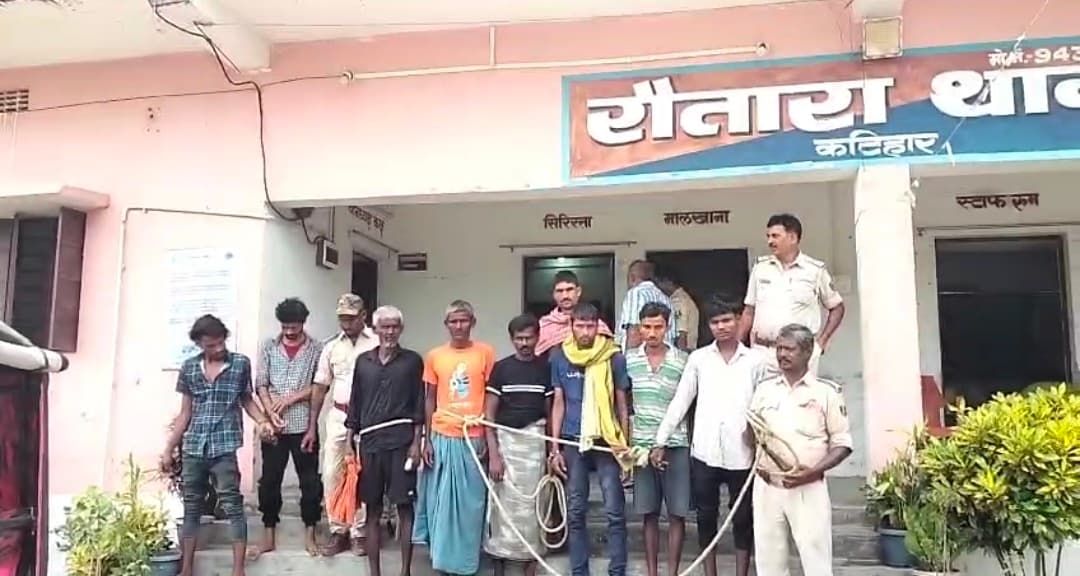 सादलपुर खुर्द गांव से शराब तस्कर व धरमगंज से आठ शराबियों को पुलिस ने किया गिरफ्तार