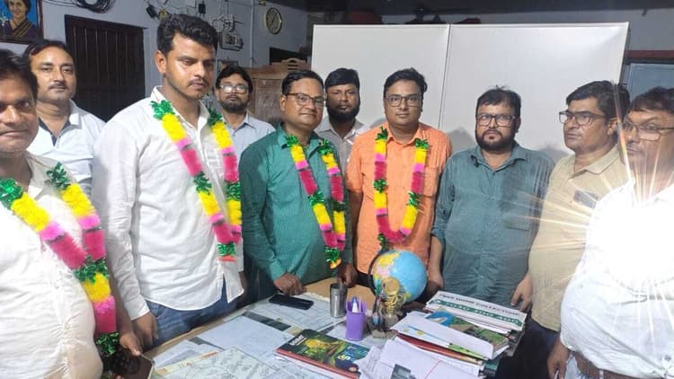 बिहार संयुक्त शिक्षक संघ की बैठक में बनी नयी कमेटी