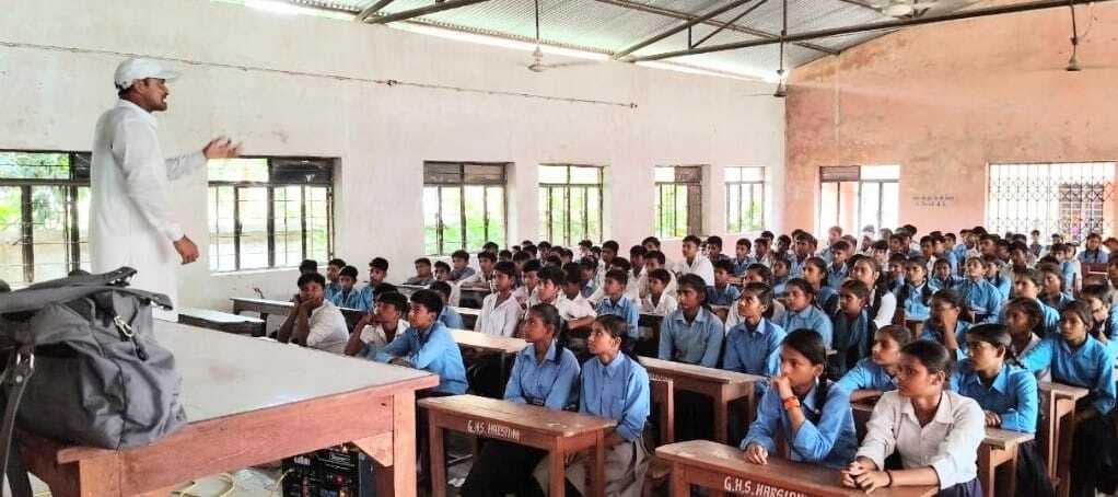 Motihari : पुस्तक मानव जीवन का सबसे बड़ा मित्र