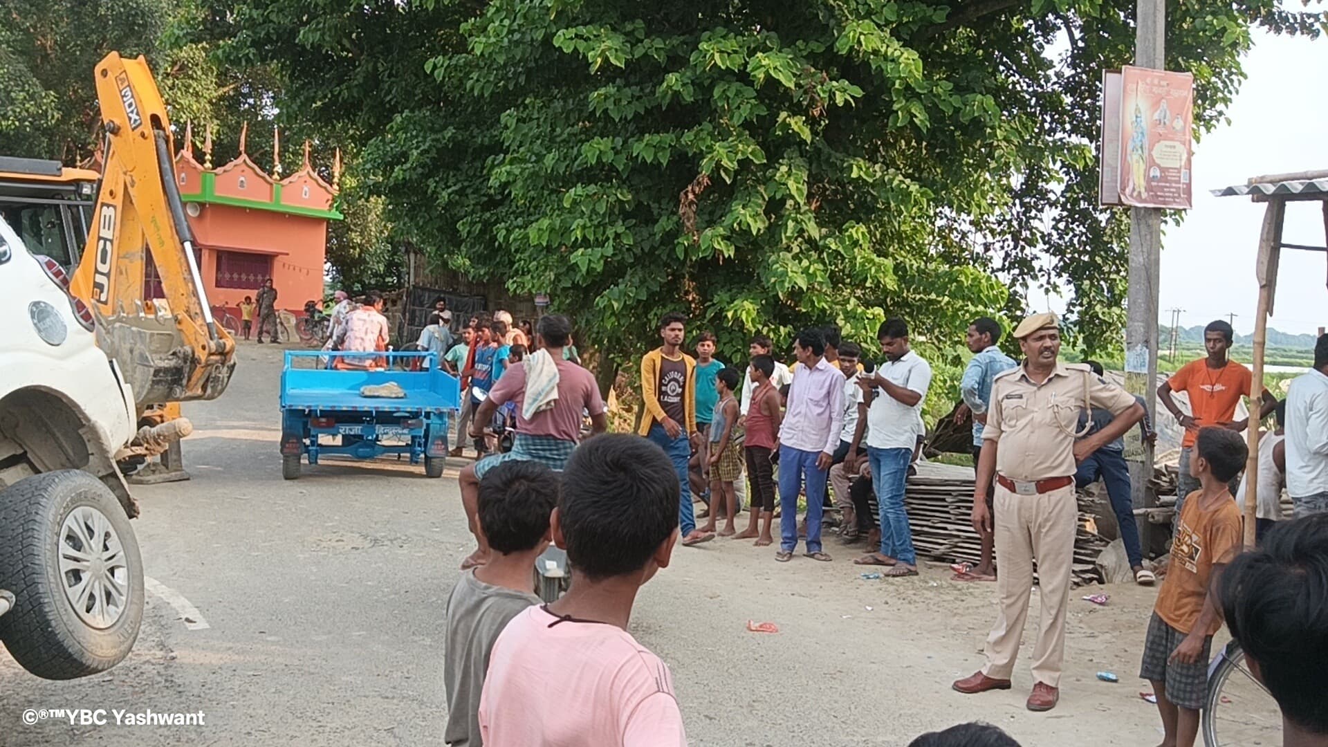 Samastipur : स्कार्पियो की ठोकर से ट्रांसफार्मर पोल क्षतिग्रस्त