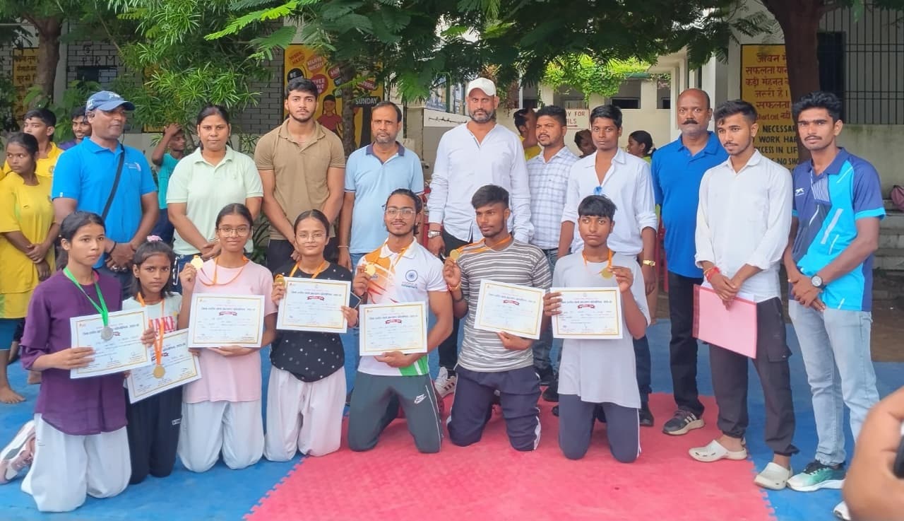 ताइक्वांडो में मधुपुर के खिलाड़ियों ने जीता सात स्वर्ण