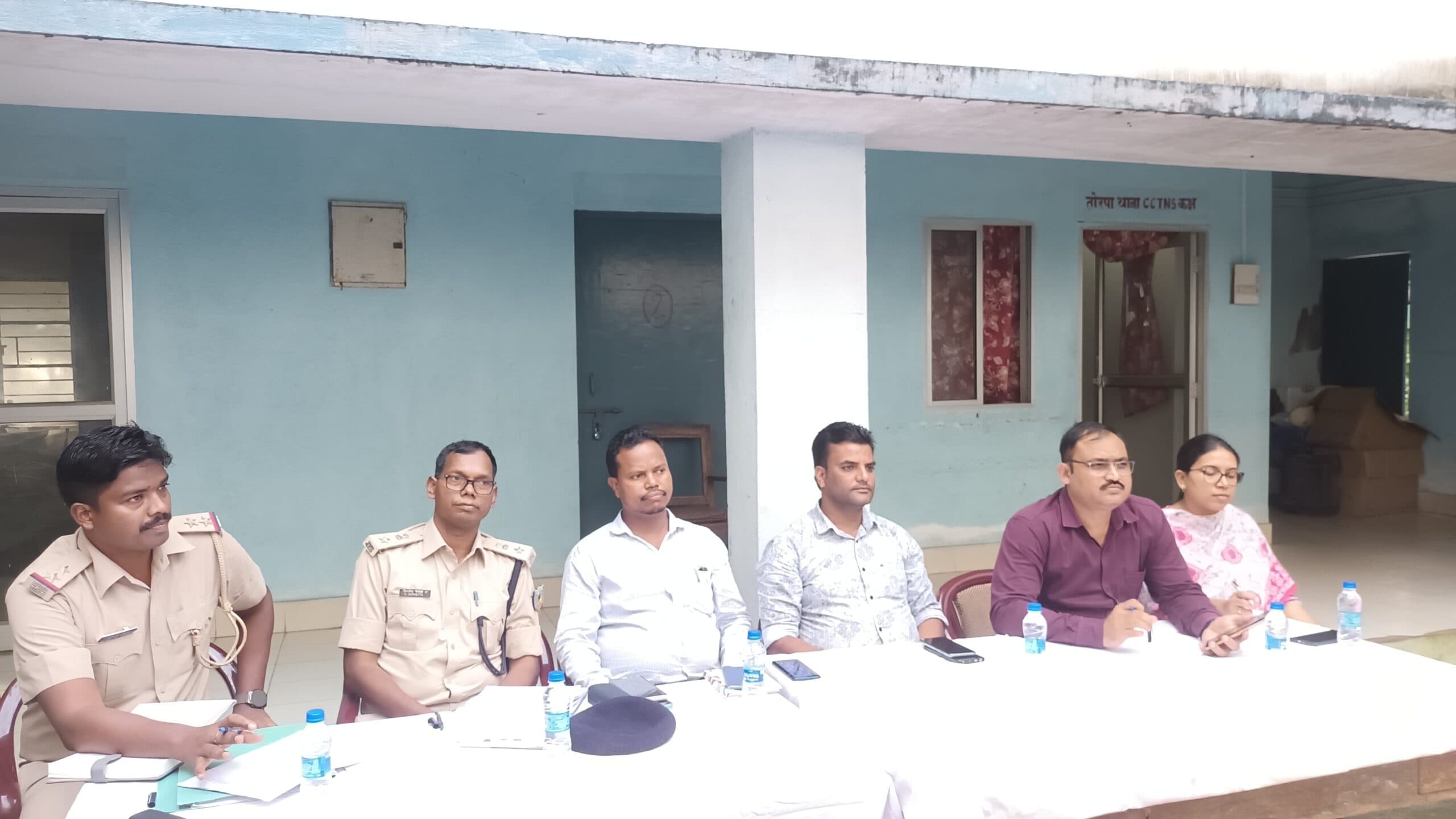 दुर्गा पूजा को लेकर तोरपा थाना में हुई शांति समिति की बैठक