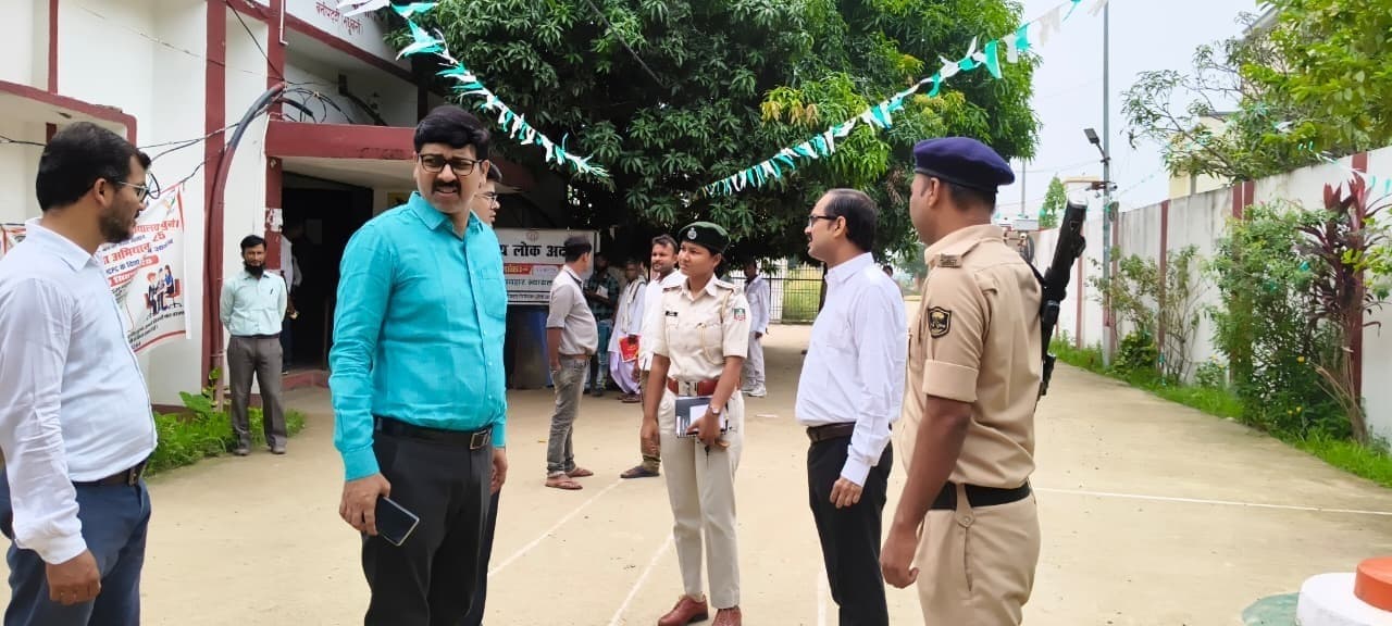 Madhubani News : बेनीपट्टी में राष्ट्रीय लोक अदालत में पांच दर्जन से अधिक मामलों का हुआ निबटारा