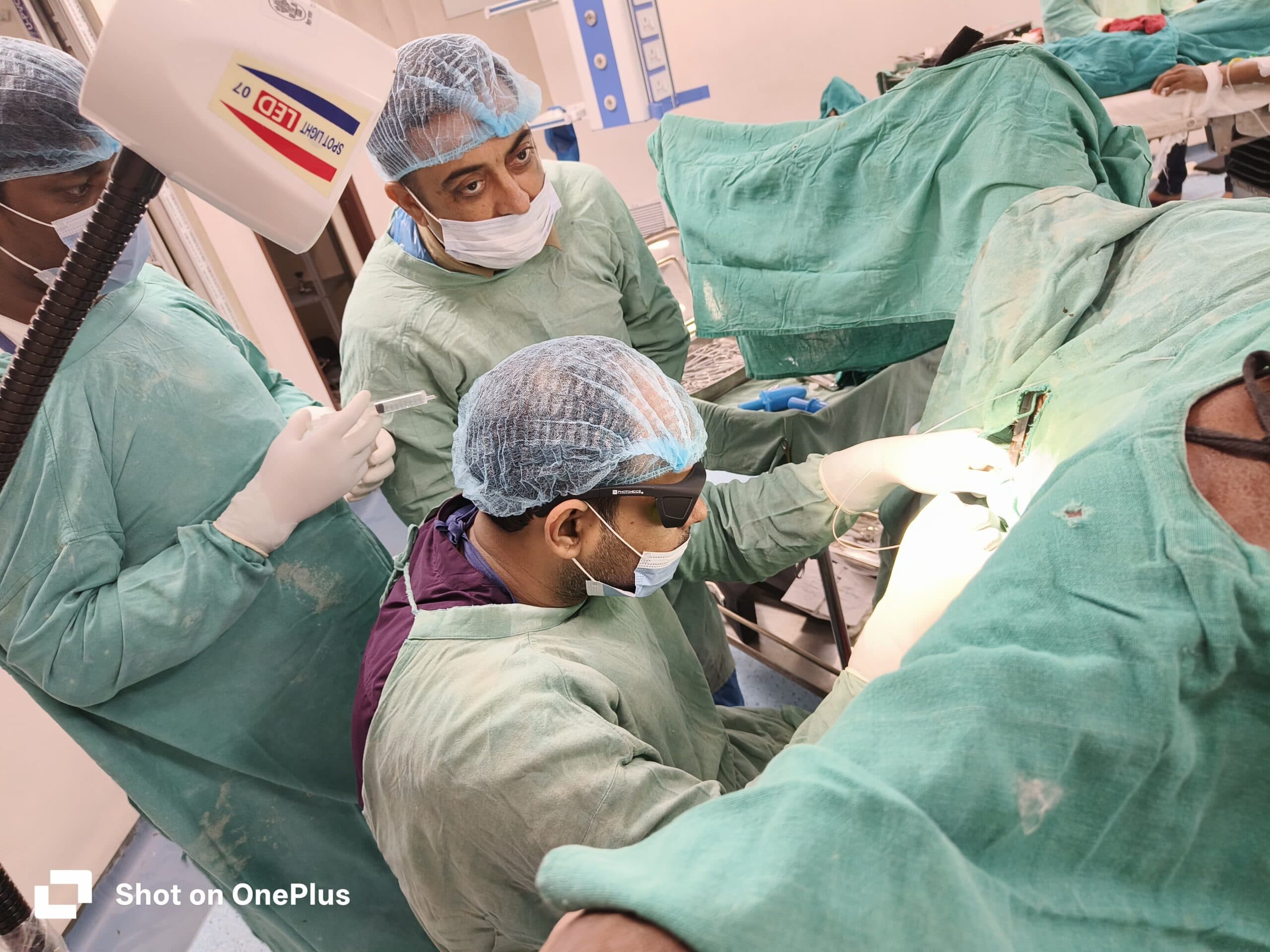 Madhubani News : सदर अस्पताल में लेप्रोस्कोपिक विधि से किया गया बाबासीर का सफल ऑपरेशन