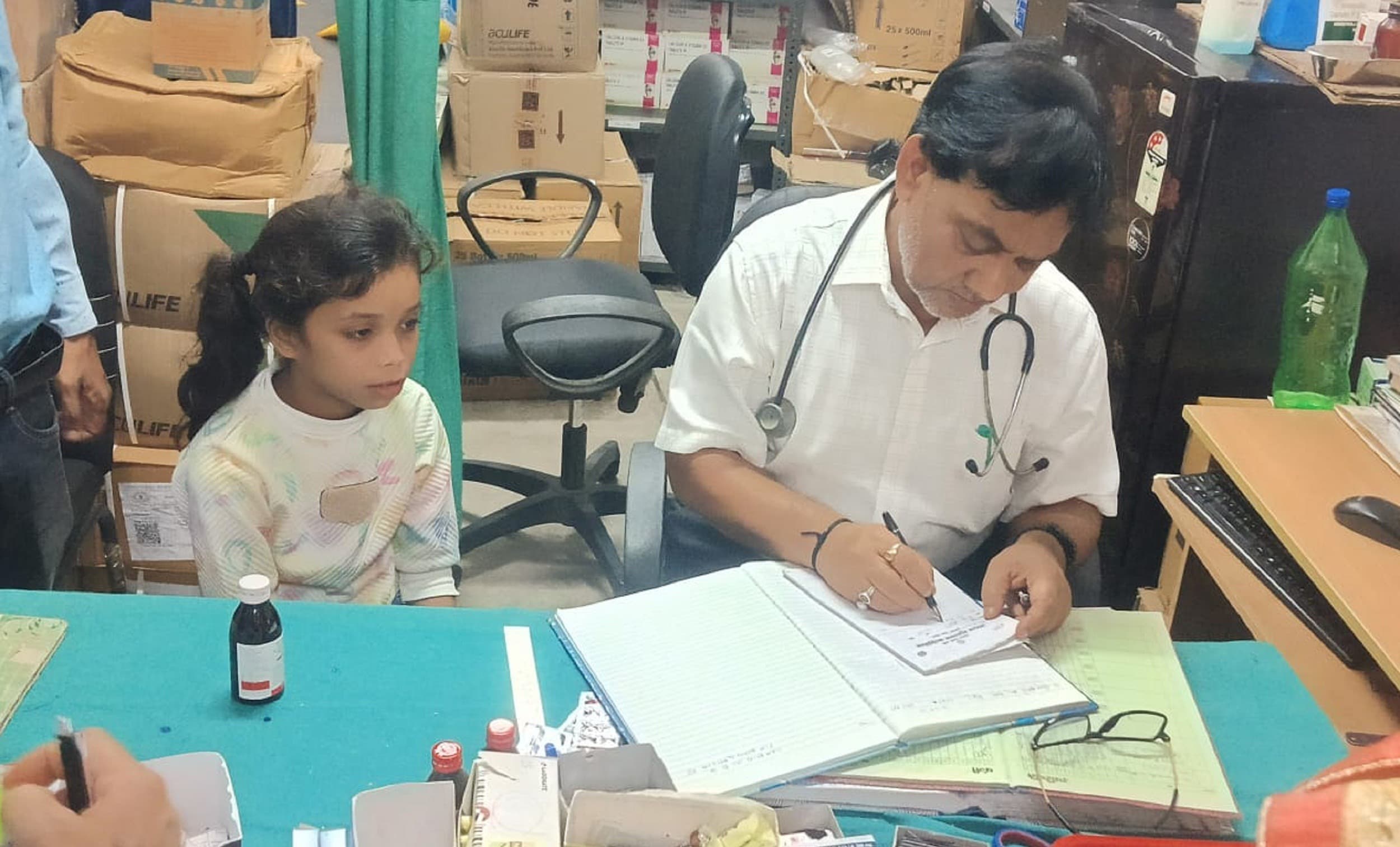 Bokaro News : निरीक्षण में दो चिकित्सक मिले अनुपस्थित, स्पष्टीकरण