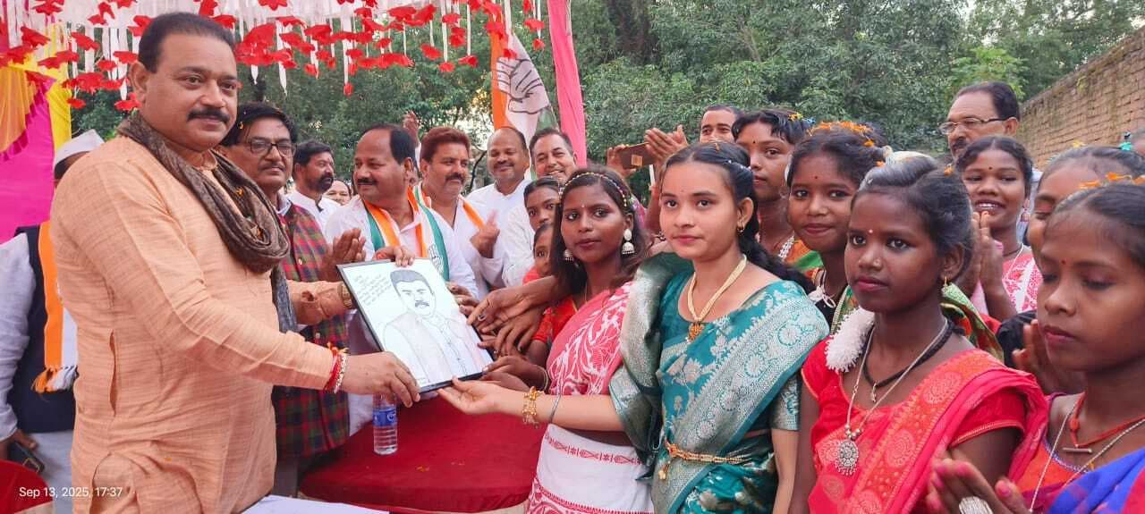 जिलाध्यक्ष के चुनाव को लेकर कांग्रेसियों ने की रायशुमारी