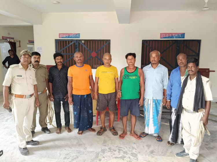 सालमारी पुलिस ने नशेड़ी को गिरफ्तार