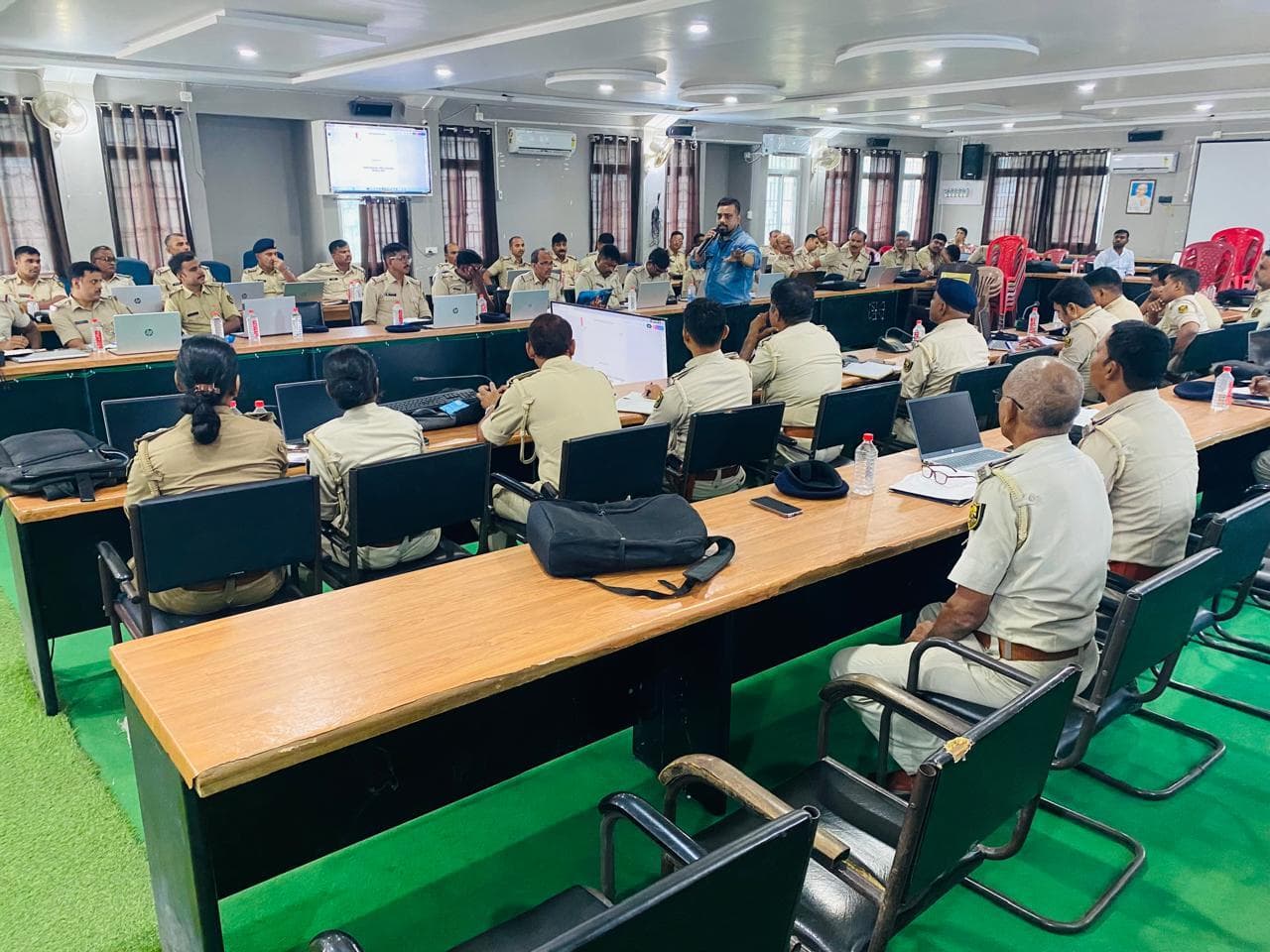 डिजिटाजेशन, पुलिस अधिकारियों को ई-साक्ष्य के बताए गये लाभ