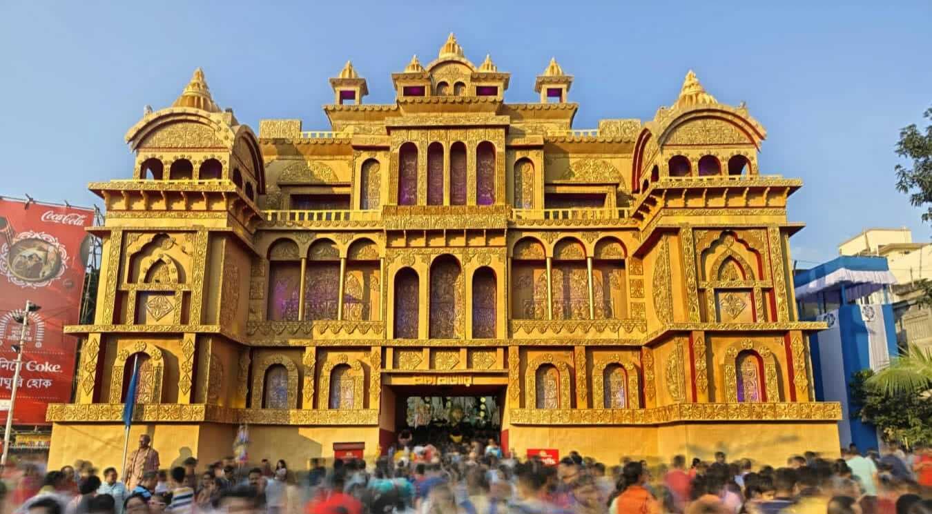 Bokaro News : चंद्रपुरा के रेलवे बाजार में 90 साल से हो रही है दुर्गा पूजा