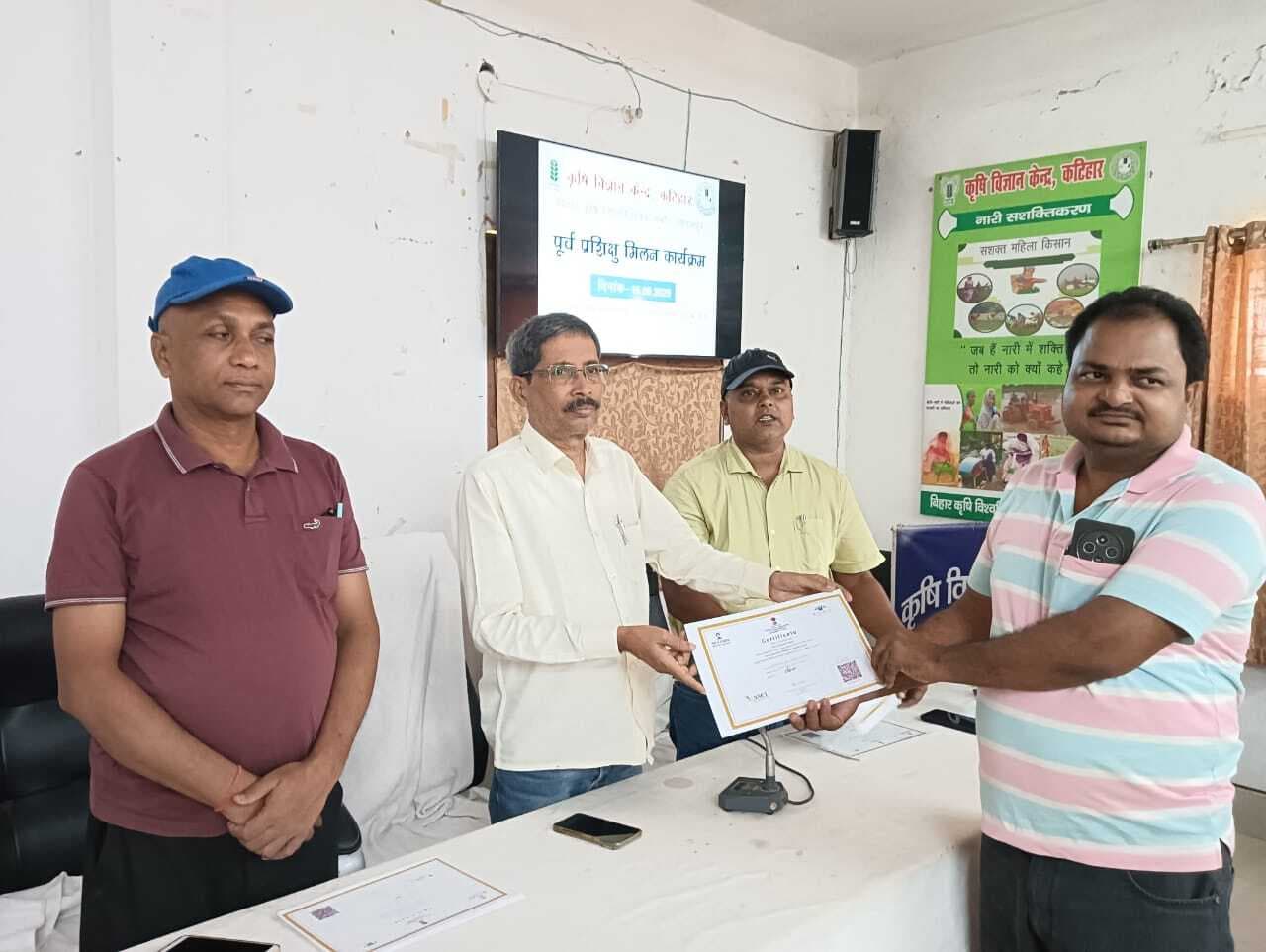 वर्मी कंपोस्ट उत्पादन से बढ़ेगी किसानों की आय: डॉ मृणाल वर्मा