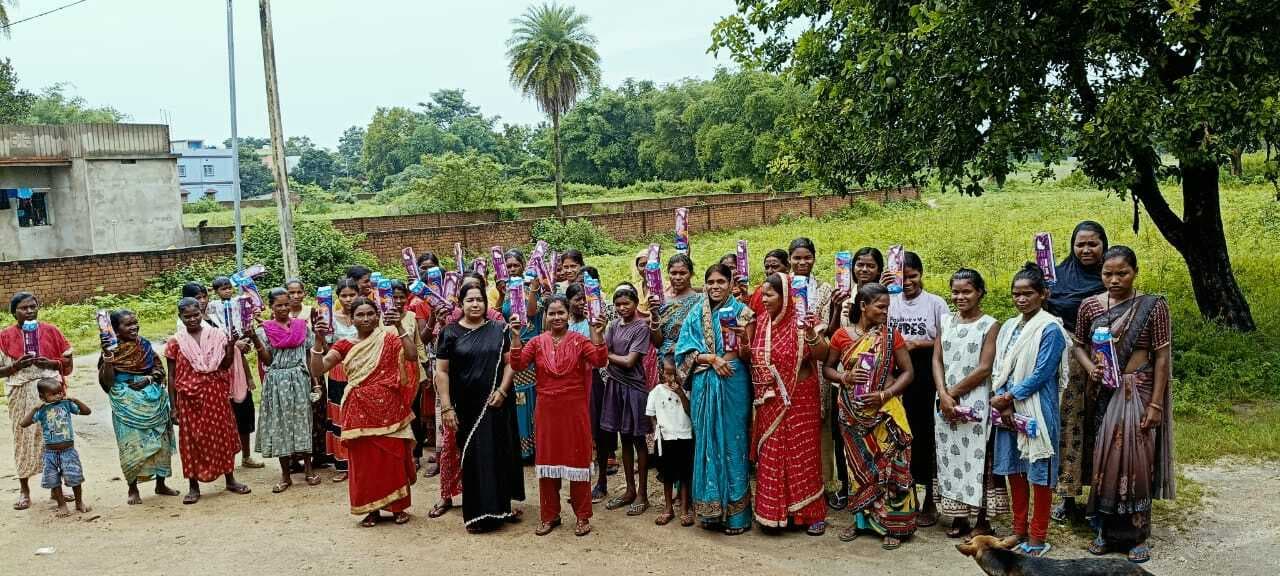 Giridih News :कांग्रेस महिला मोर्चा ने महिलाओं से साझा किया अनुभव