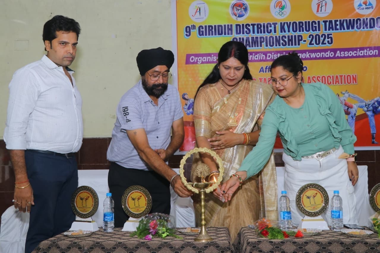 Giridih News :टाइगर क्लब गिरिडीह की टीम ने जीता खिताब