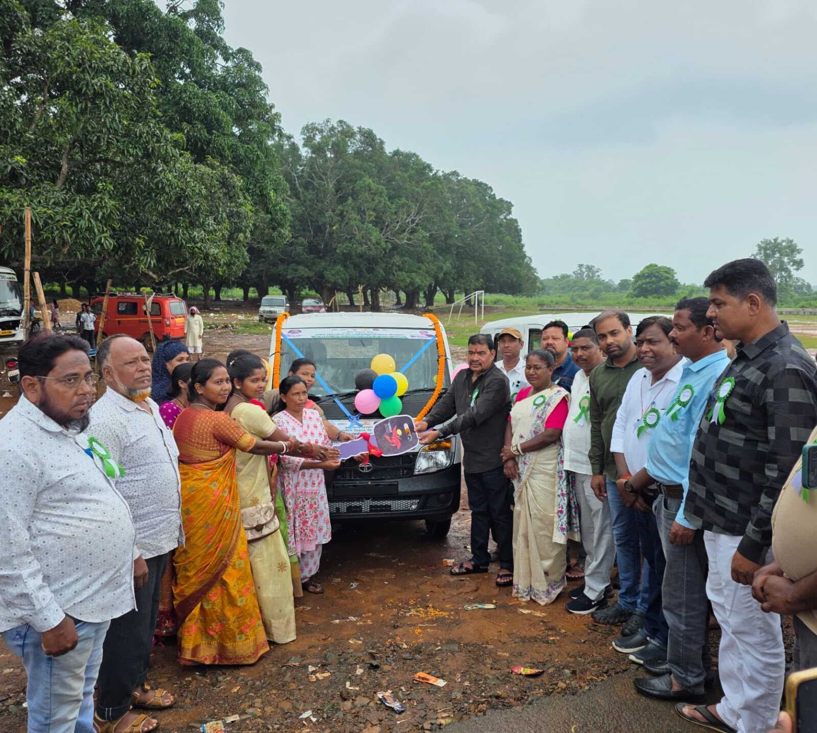 Chaibasa News : उत्कृष्ट दीदियों को मिला सम्मान