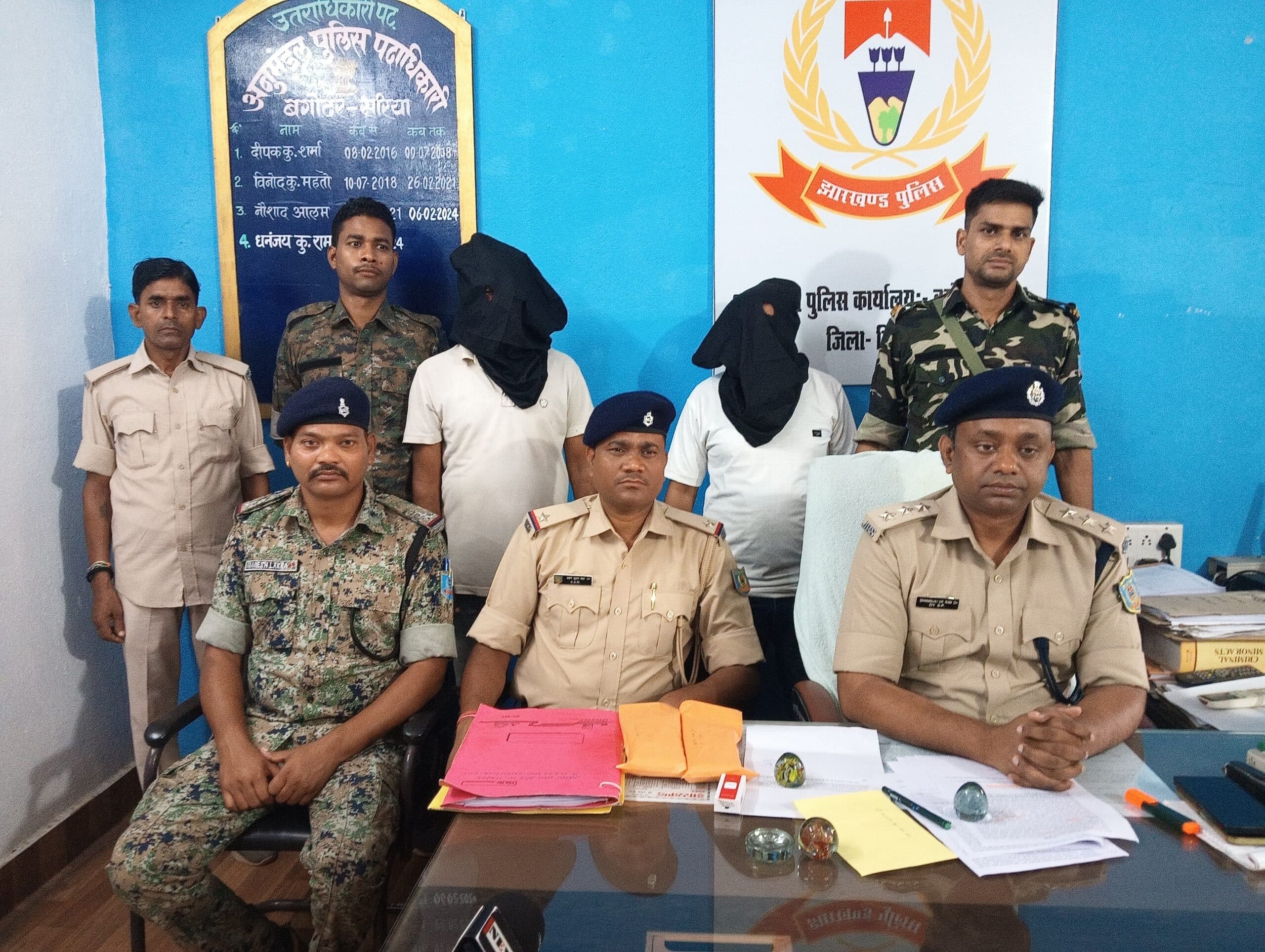 Giridih News :चोरी मामले में दो और आरोपी गिरफ्तार, पांच अब भी फरार