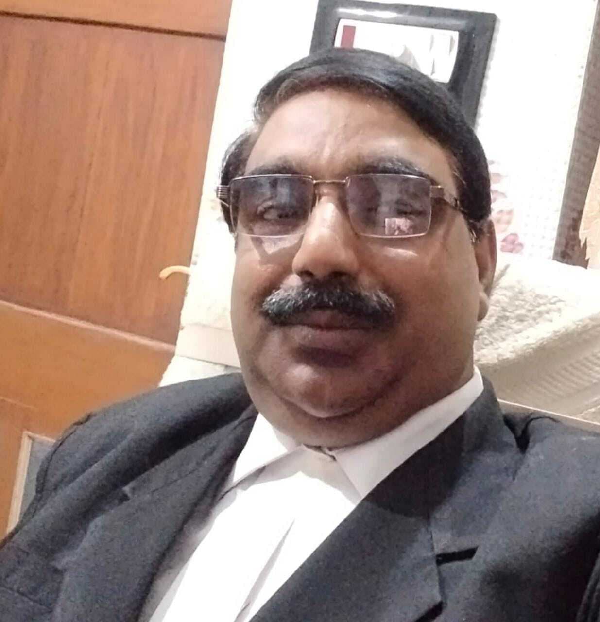 अधिवक्ता अखिलेश कुमार वर्मा दूसरी बार बने विधि प्रकोष्ठ के जिला संयोजक