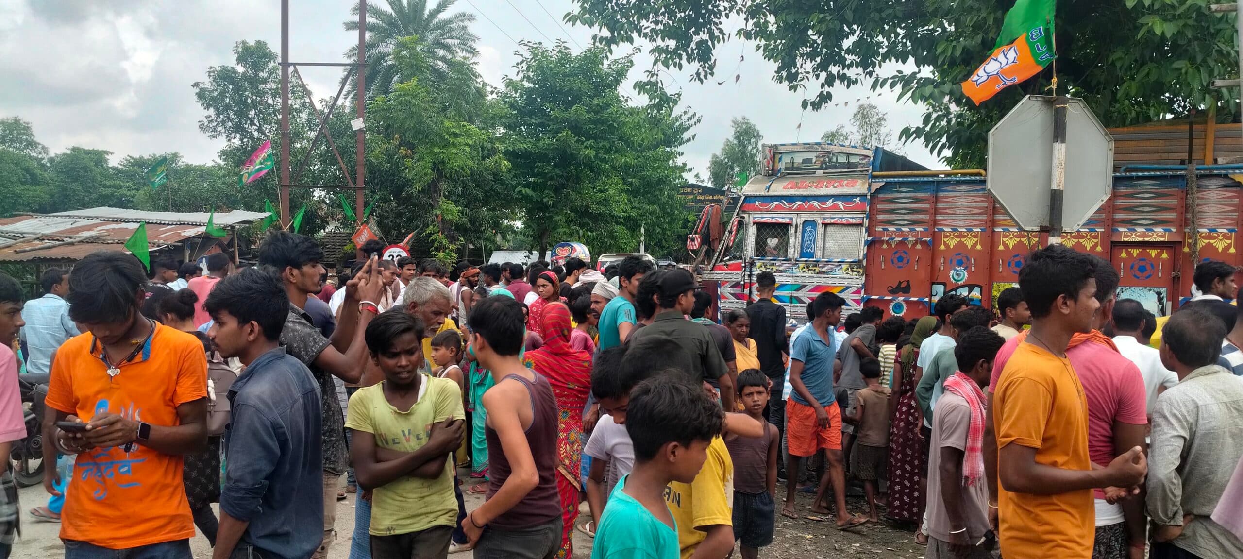 ऑटो व ट्रक की भिड़ंत में दो की मौत, पांच गंभीर रूप से घायल