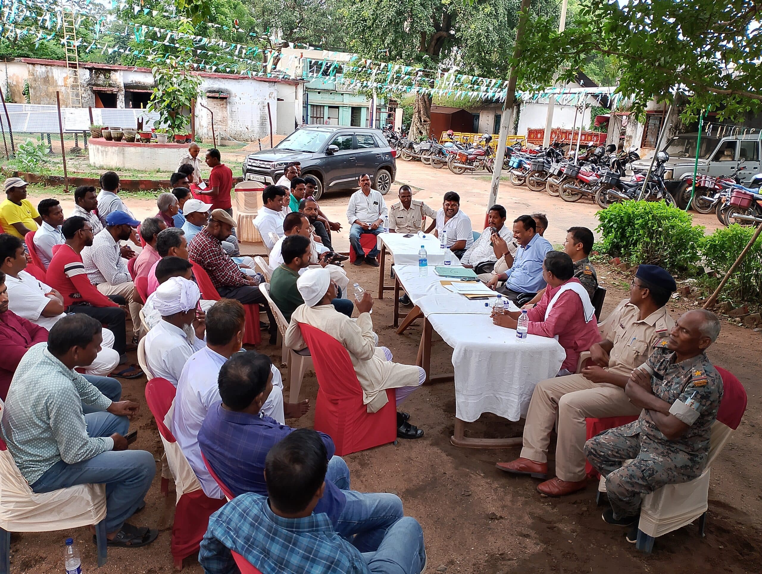 पूजा पंडालों में सीसीटीवी कैमरे अनिवार्य रूप से लगायें : बीडीओ