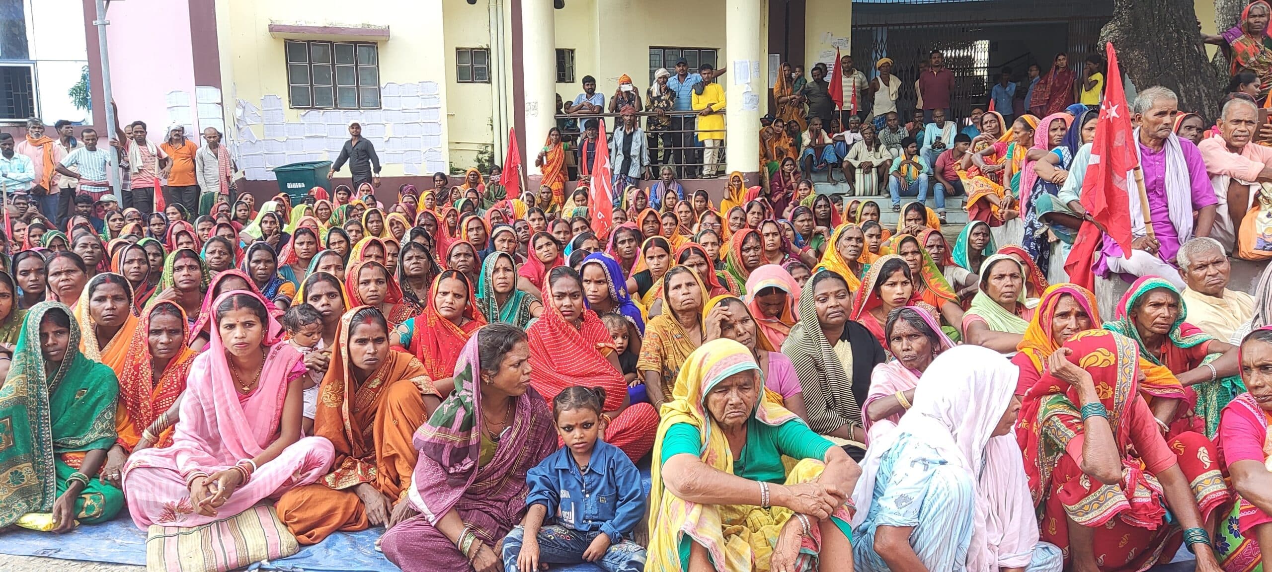 डबल इंजन सरकार में दोनों इंजन फेल : बिनोद