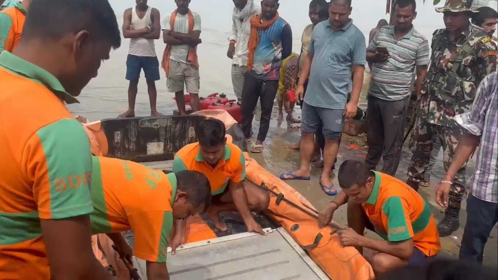 पावर सब स्टेशन के स्विच बोर्ड ऑपरेटर कुंदन की गंगा नदी में डूबने से मौत