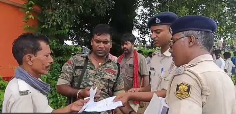 बाढ़ के पानी में बहता मिला मजदूरी करने गये युवक का शव