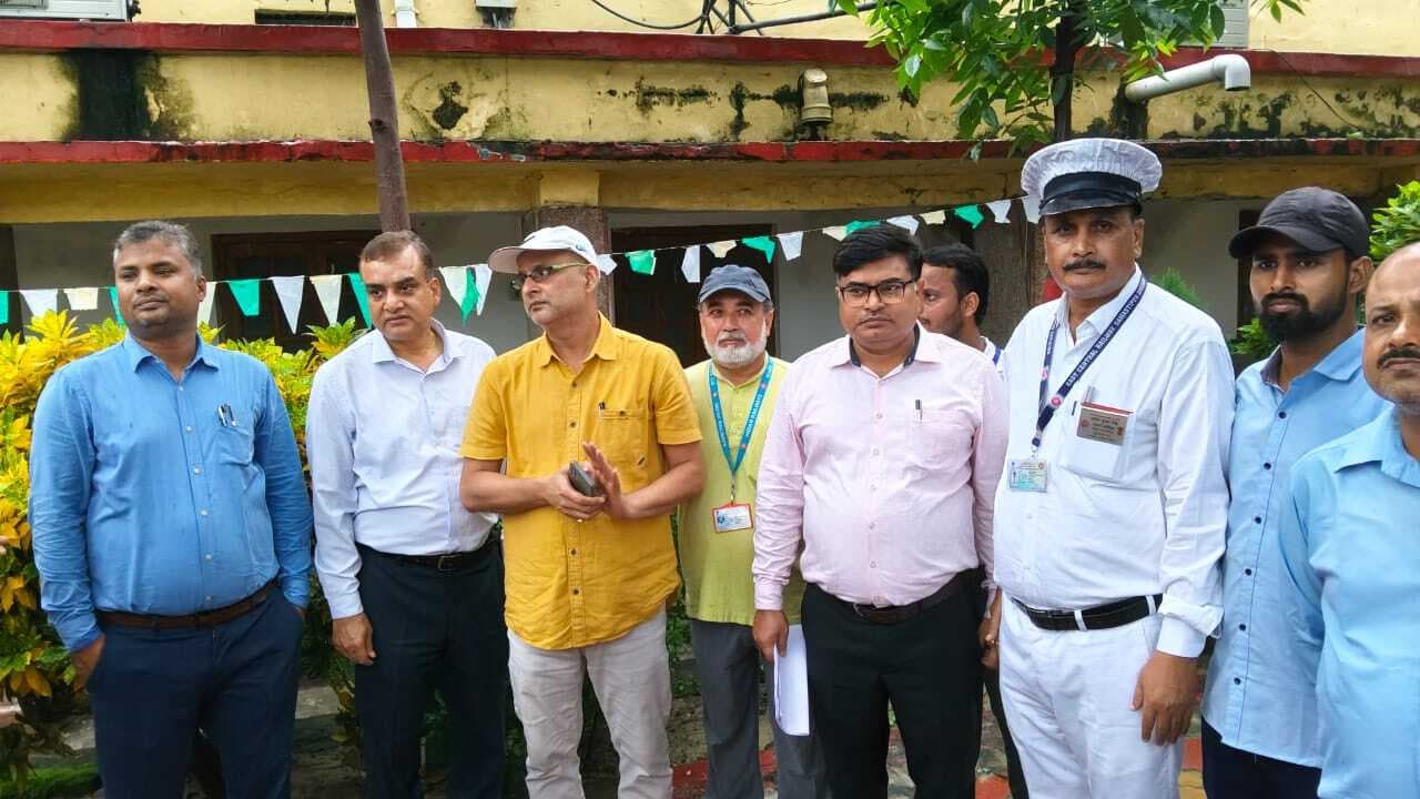 Motihari: एडीआरएम ने रक्सौल स्टेशन का किया निरीक्षण