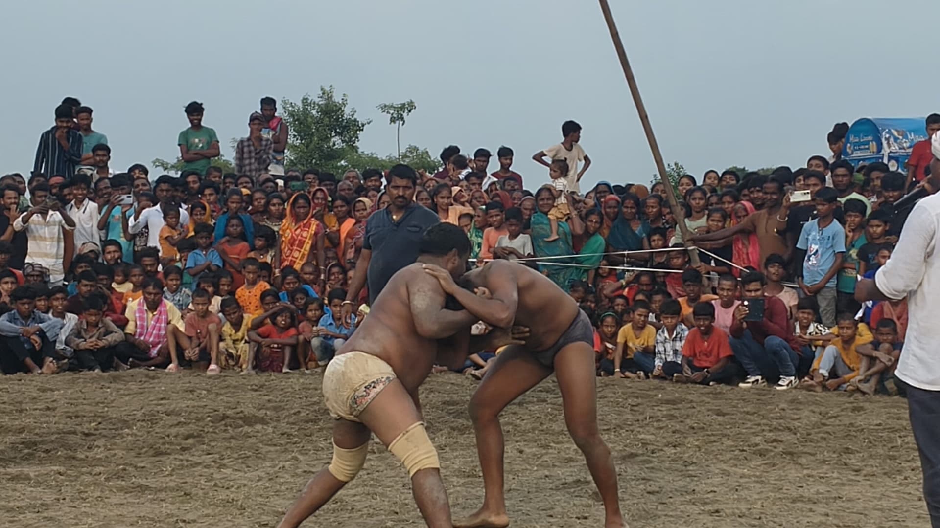 परंपरा व सामाजिक एकता का प्रतीक है कुश्ती : मोहन यादव