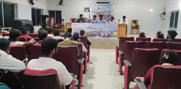 किसी भी देश की रीड युवा ही होते हैं : अमित