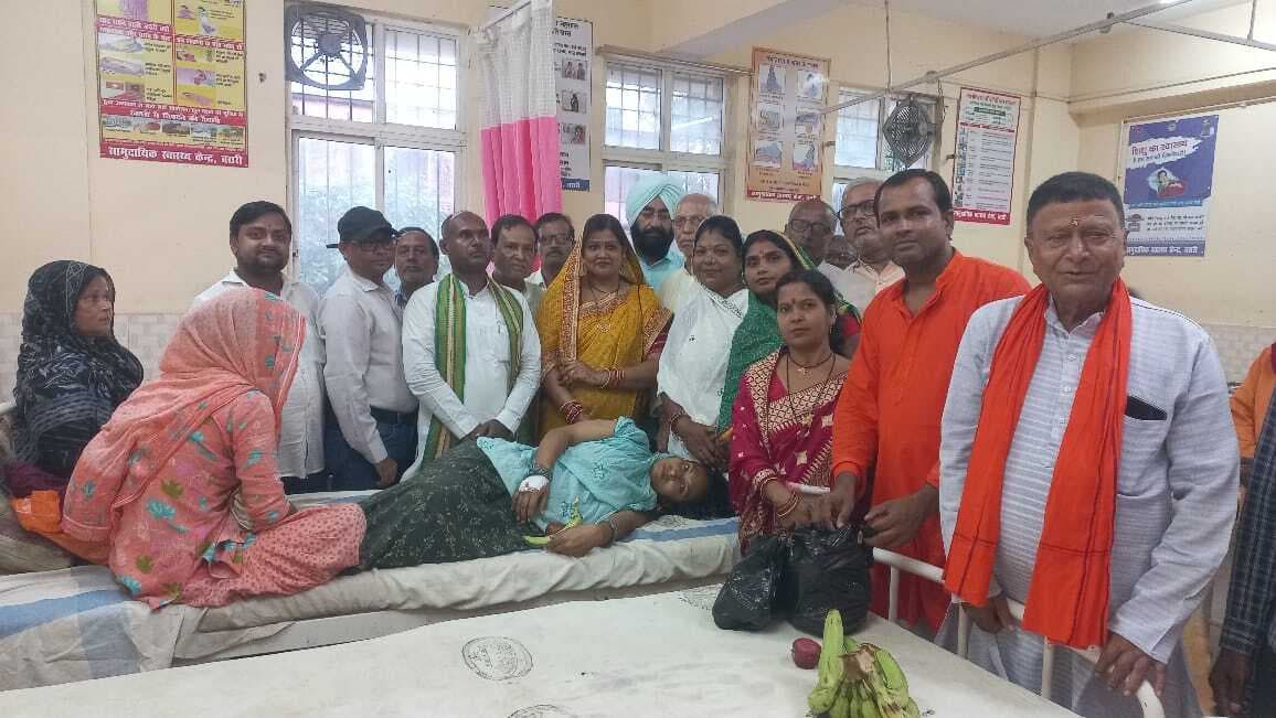 महिला मरीजों के बीच पौष्टिक आहार का किया वितरण