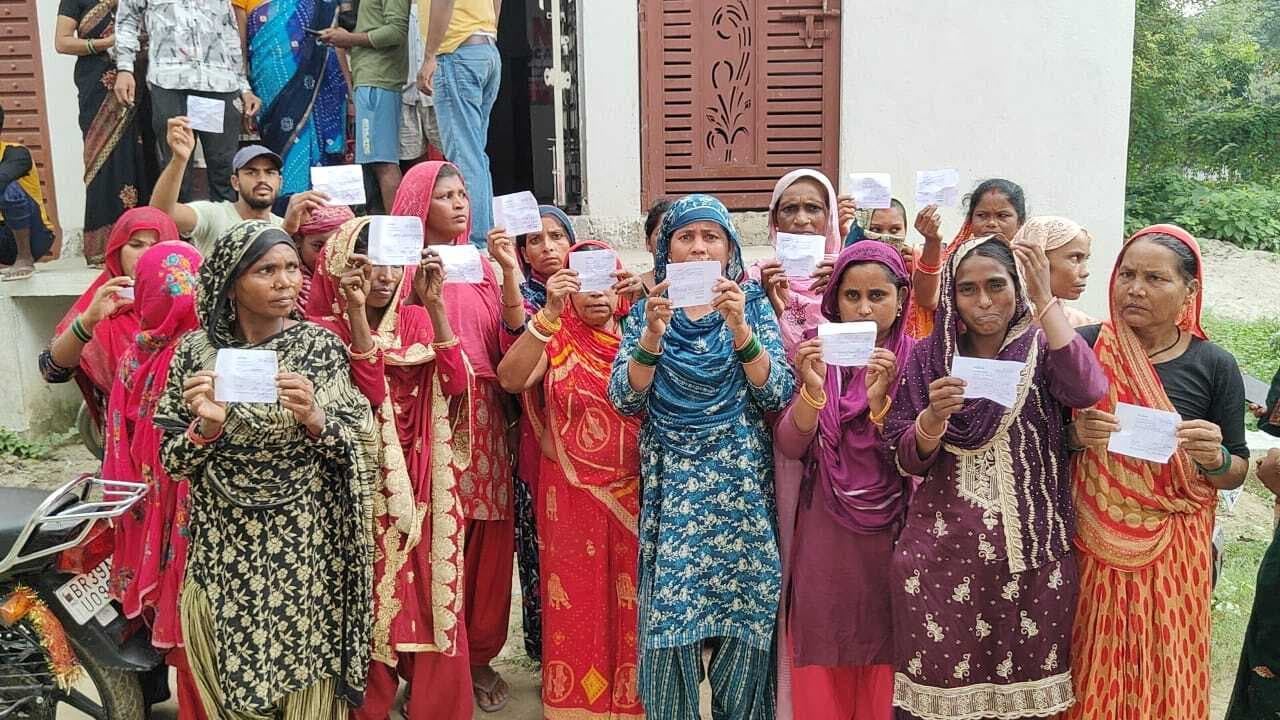 लोन देने का सपना दिखाकर लाखों की ठगीकर फाइनेंस कंपनी फरार