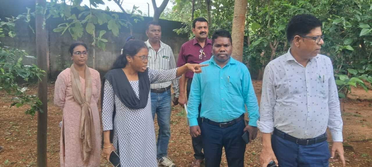 स्कूल का अग्निशामक व तड़ित चालक बेकार, वायरिंग भी पायी जर्जर