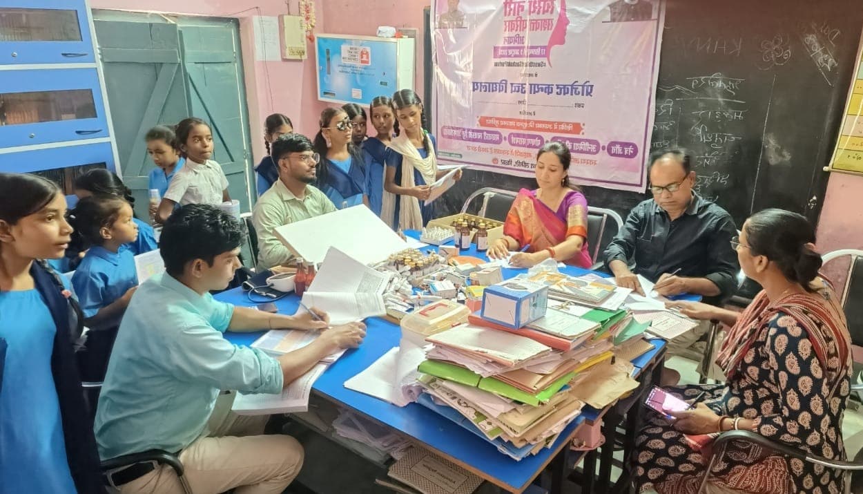 स्वस्थ नारी, सशक्त परिवार अभियान के तहत स्वास्थ्य जांच शिविर आयोजित