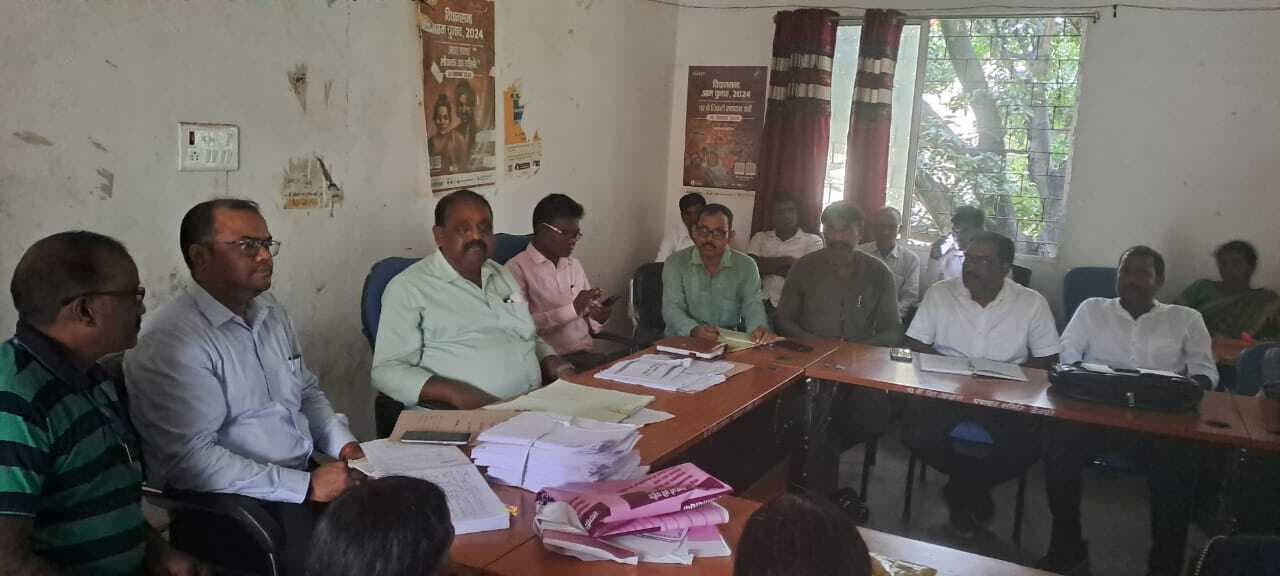 Giridih News :पल्स पोलियो अभियान को लेकर कर्मियों को दिया गया निर्देश