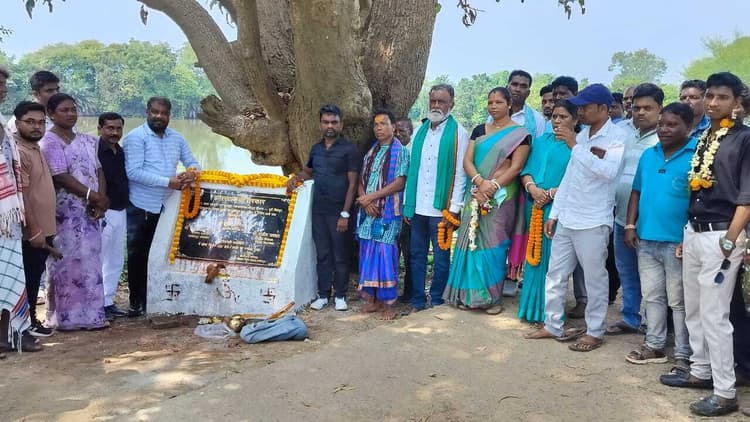 East Singhbhum News : मुक्तेश्वरधाम में पर्यटकों को मिलेगी विश्वस्तरीय सुविधा