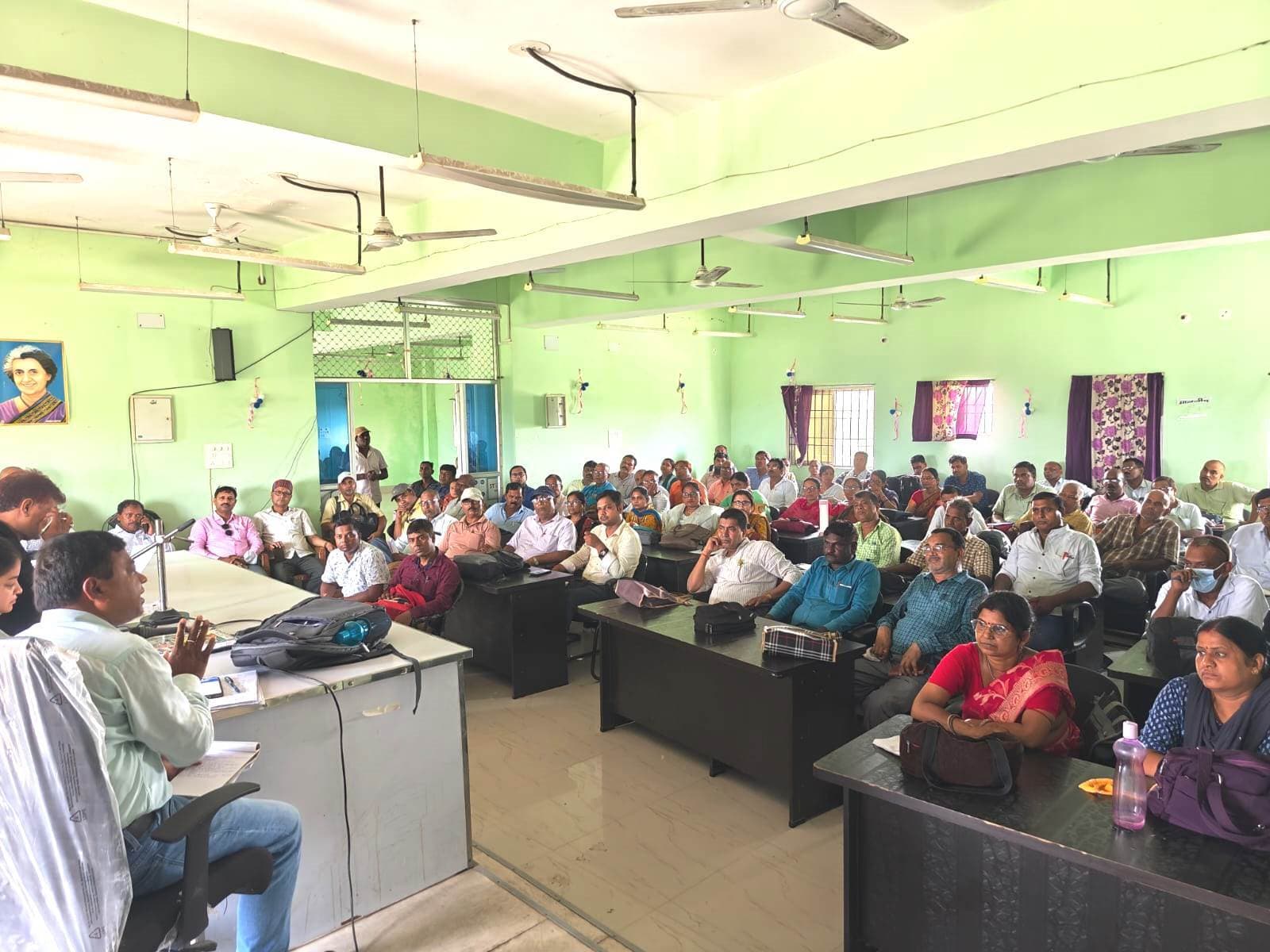 Bhagalpur news वीएसएस का अविलंब गठन कर भेजे रिपोर्ट