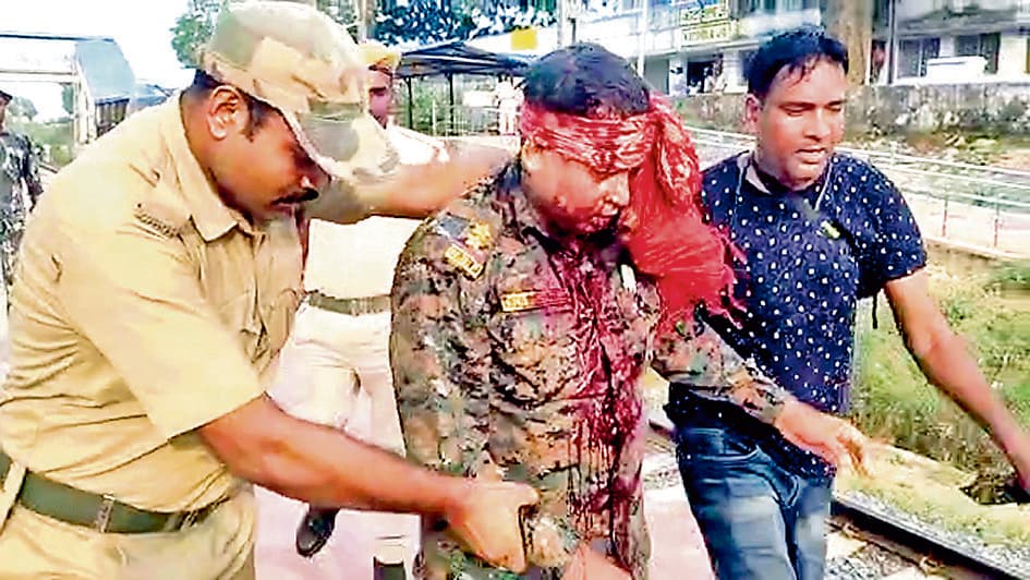 कुड़मी समुदाय ने आंदोलन लिया वापस कोटशिला में छह पुलिसकर्मी जख्मी