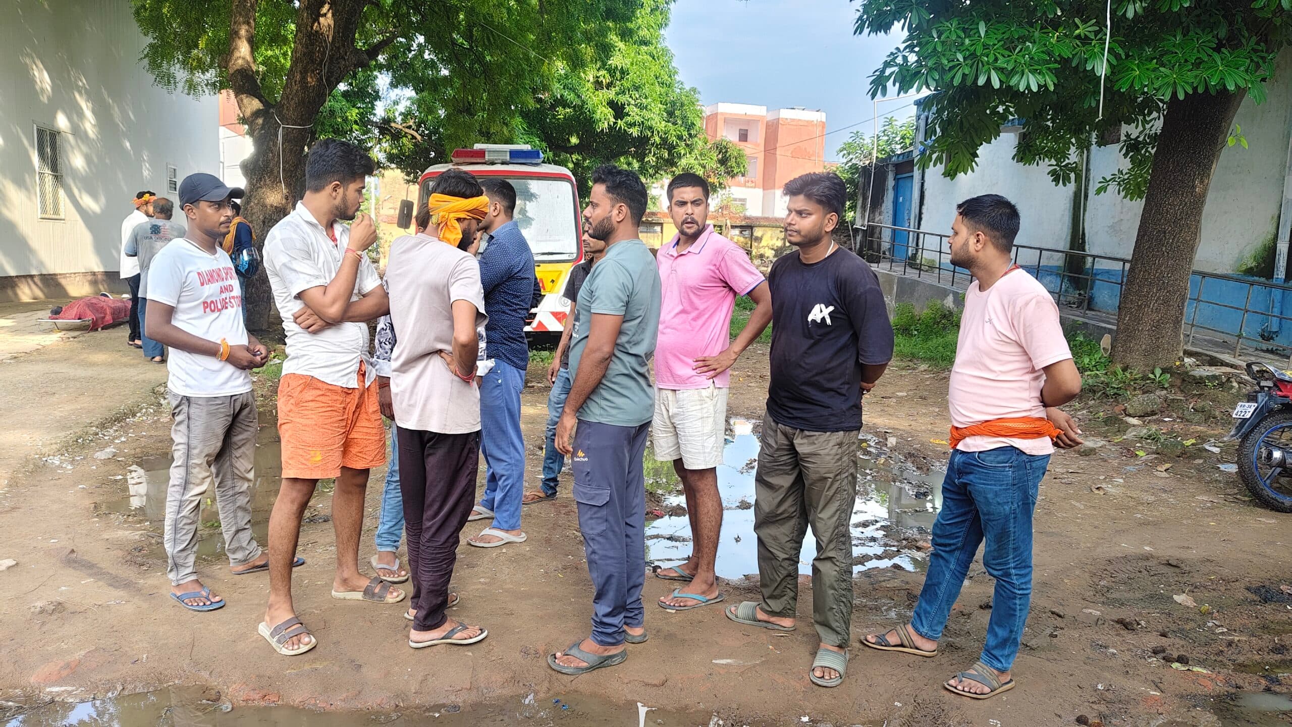 सड़क हादसे के दौरान छपरा के युवक की मौत