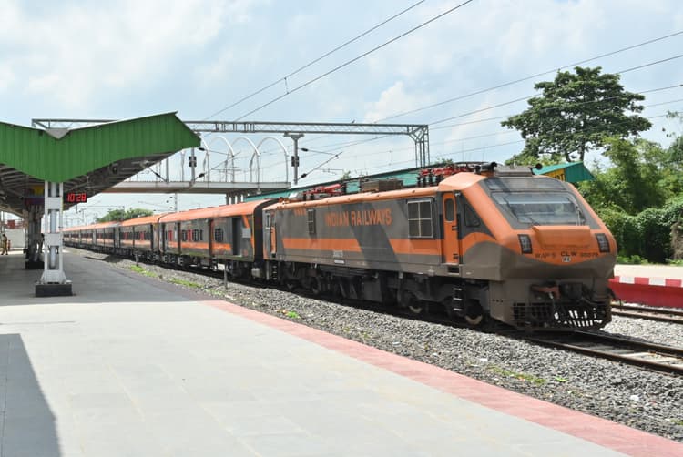 कटिहार मंडल के जोगबनी से ईरोड के लिए चलेगी अमृत स्पेशल ट्रेन