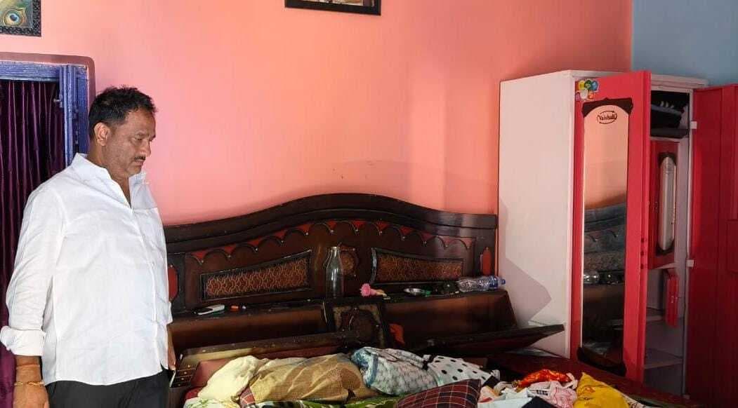 Bokaro News : सीसीएल अधिकारी के बंद आवास से लाखों की चोरी