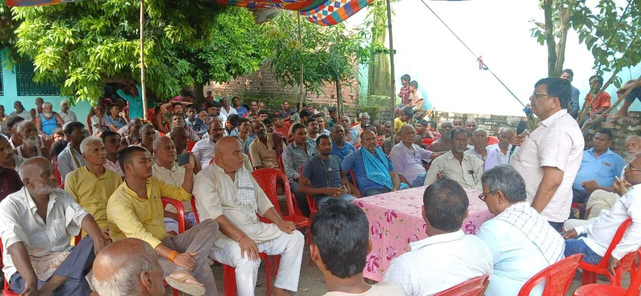 Samastipur News:विधायक ने किया पुल निर्माण कार्य का शिलान्यास