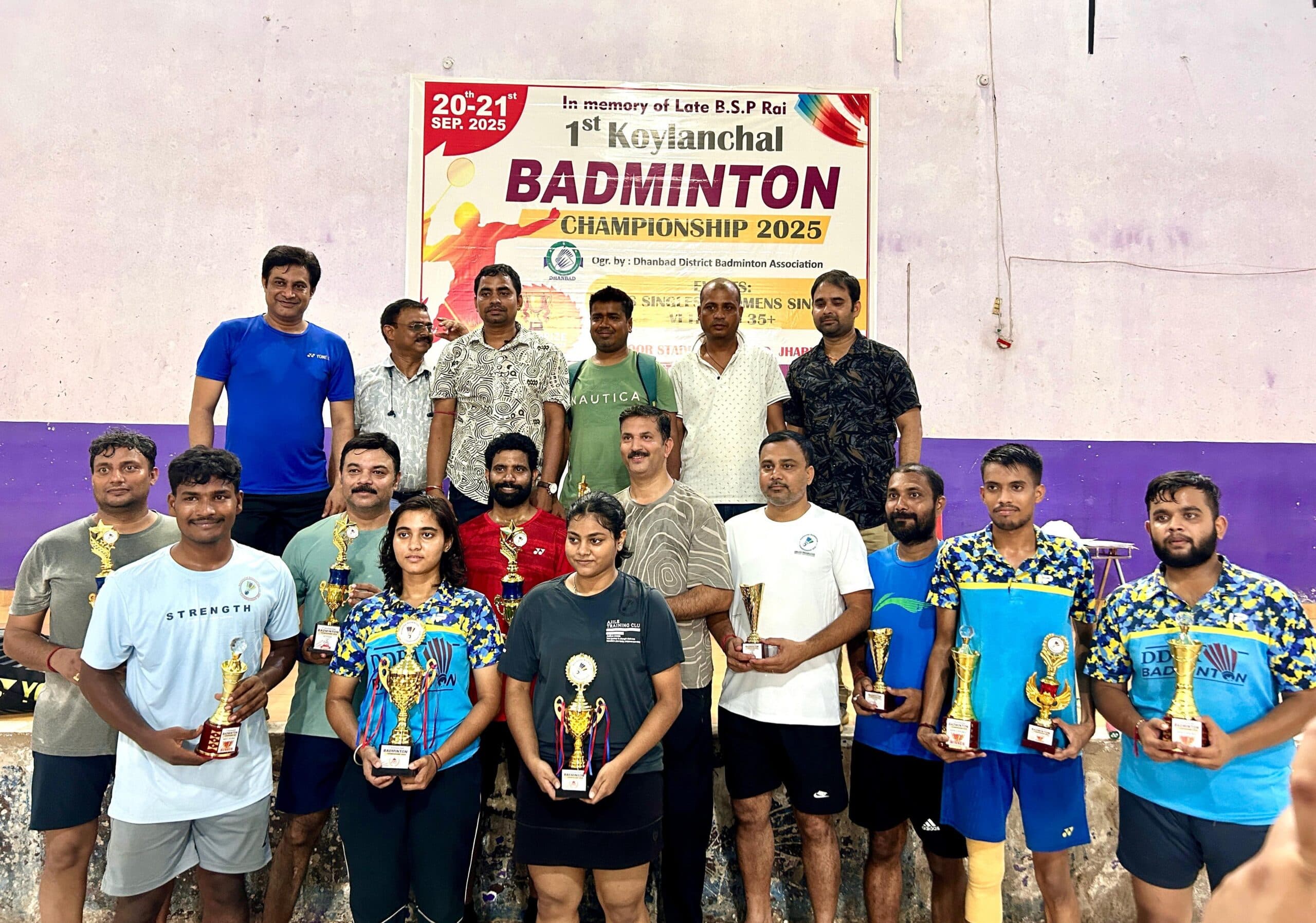 Dhanbad News: कोयलांचल बैडमिंटन चैंपियनशिप संपन्न