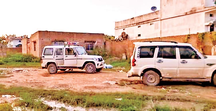 Gopalganj News : गोपालगंज व मुजफ्फरपुर के दो पशु तस्करों पर यूपी पुलिस ने घोषित किया 25 हजार का इनाम