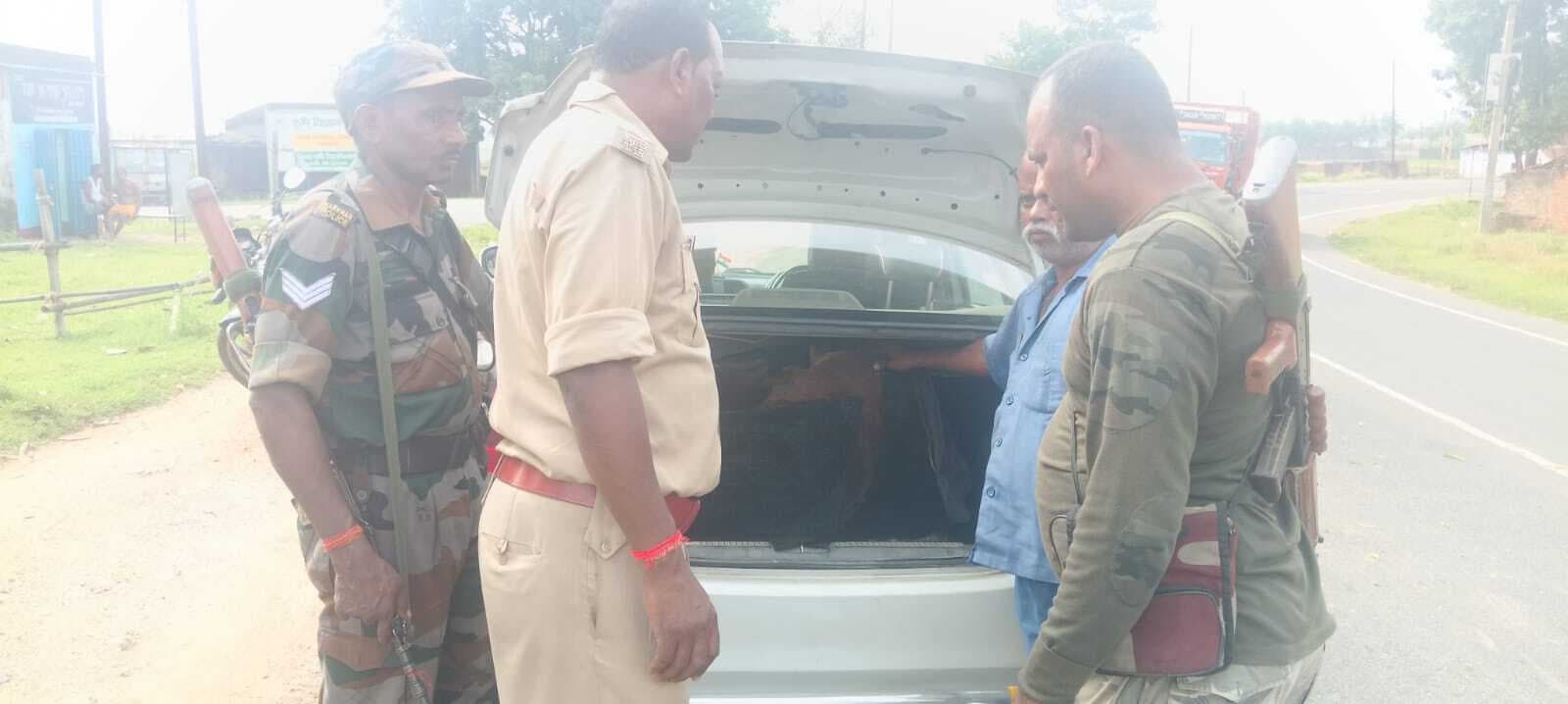 Giridih News :मधुपुर में बैंक डाका के बेंगाबाद पुलिस सतर्क