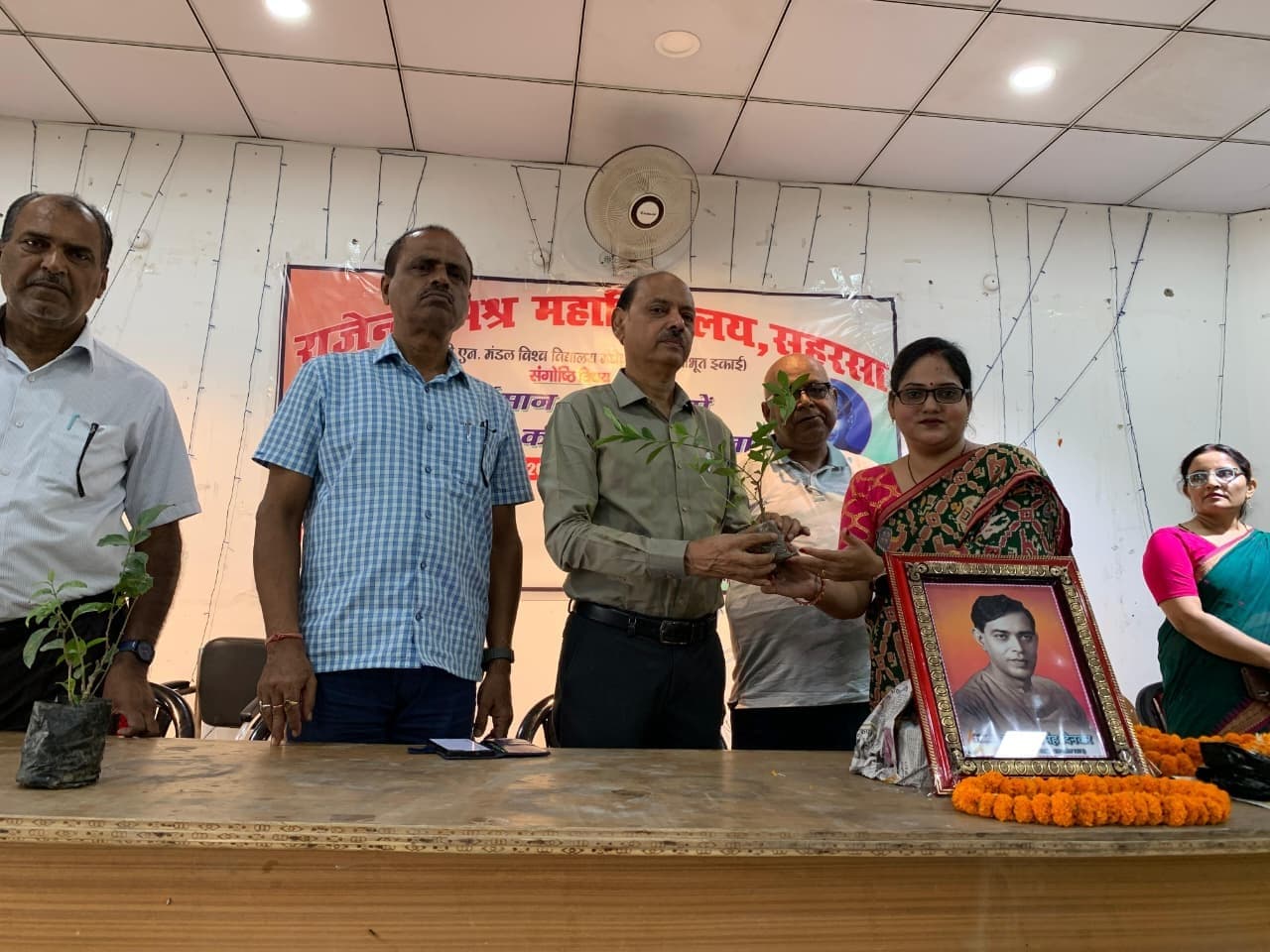 राष्ट्रकवि का साहित्य राष्ट्रीय जागरण व संघर्ष के आह्वान का है जीता-जागता दस्तावेजः प्रधानाचार्य