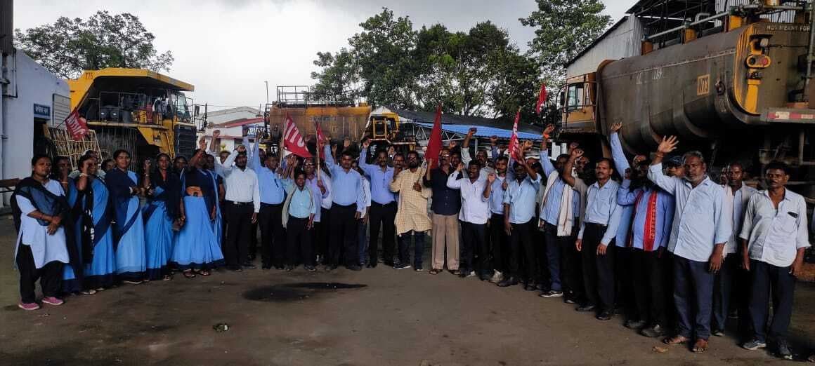 दशहरा से पहले कामगारों को एक लाख अग्रिम बोनस की मांग