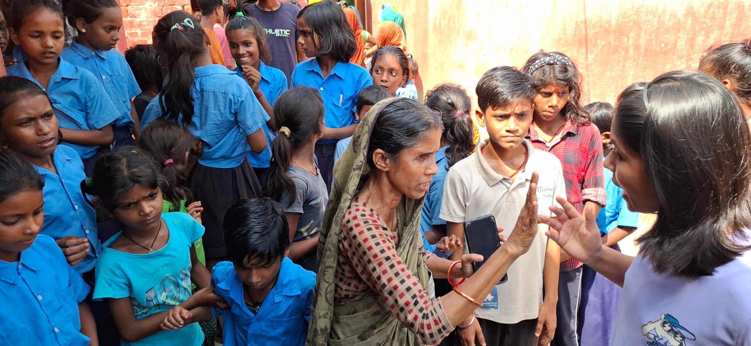 प्रभारी एचएम पर स्कूली बच्चों ने एमडीएम नहीं दिये जाने का लगाया आरोप